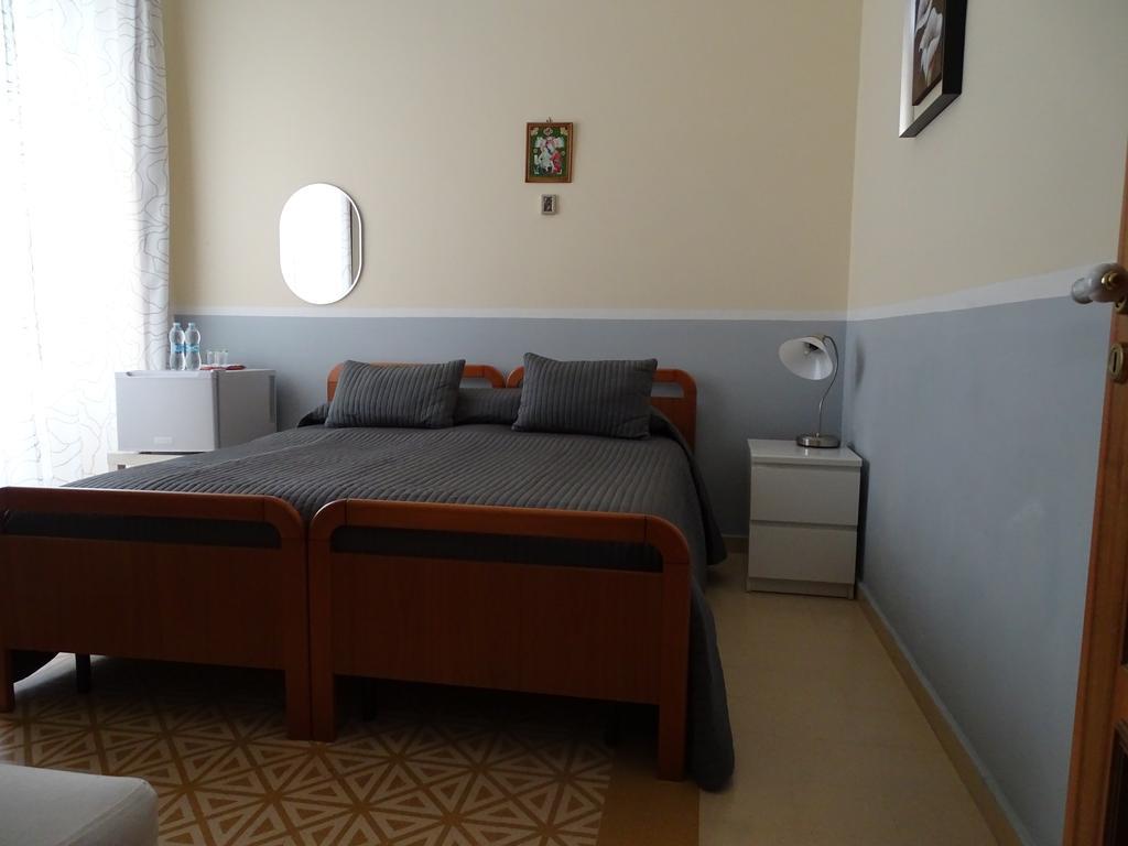B&B Centrale Salerno Szoba fotó