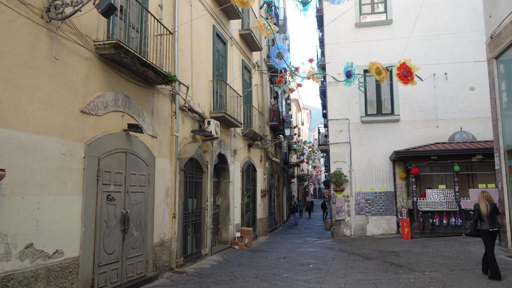 B&B Centrale Salerno Kültér fotó