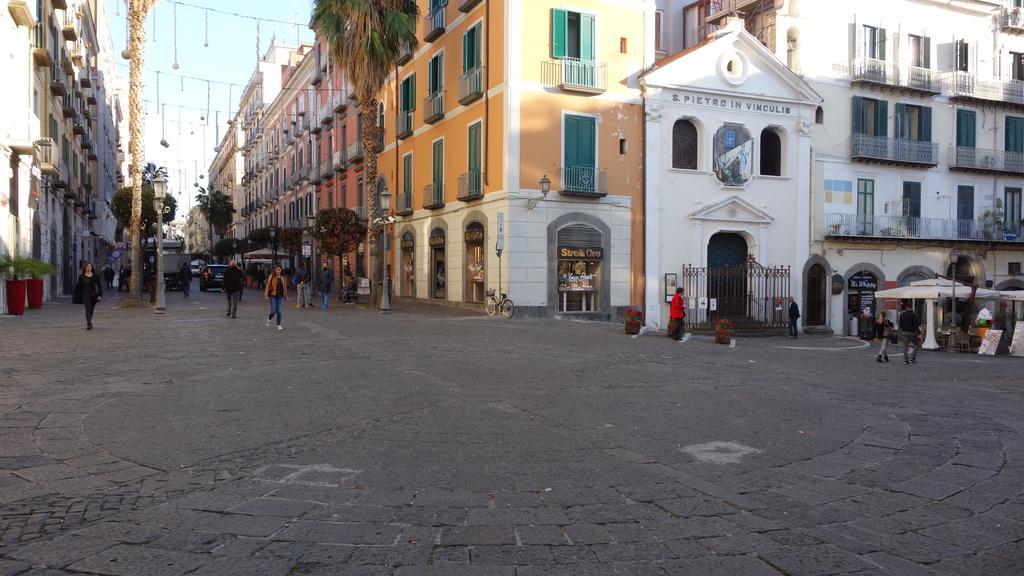 B&B Centrale Salerno Kültér fotó